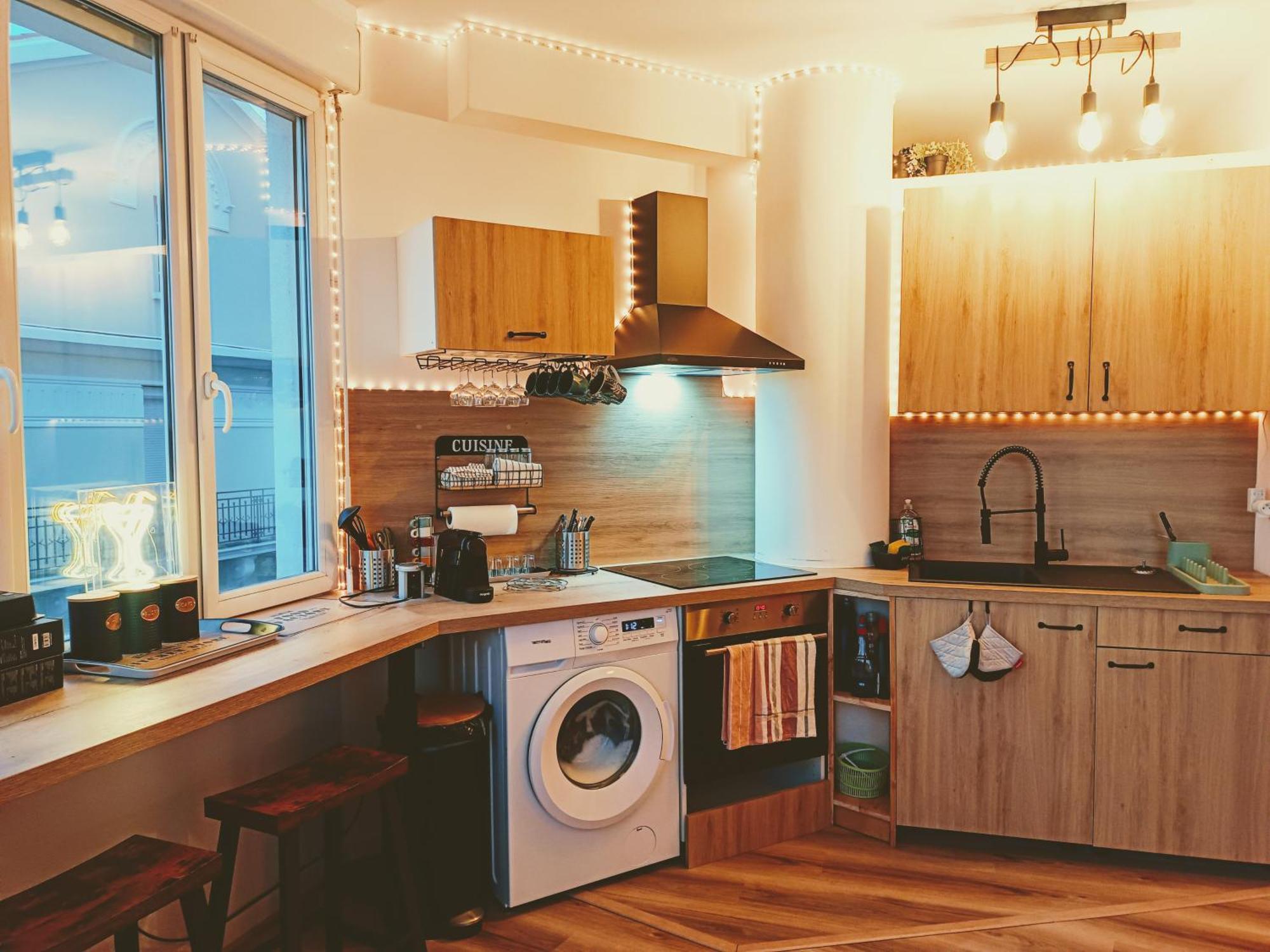 Le Cosy Centre, 2 2 Bathrooms, Free Wifi, Lift, Central, Renovated, Spacious Appartement *