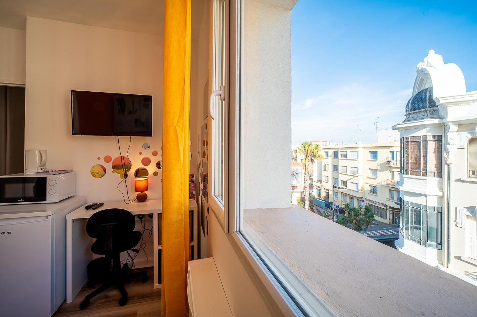 Le Cosy Centre, 2 2 Bathrooms, Free Wifi, Lift, Central, Renovated, Spacious Apartment Perpignan